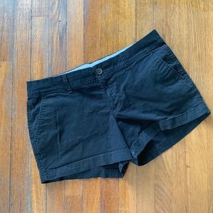 Old Navy Women’s Twill Shorts- Size 6